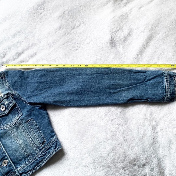 YMI Jean Jacket Cropped Distressed Size Jrs. M - Picture 7 of 8